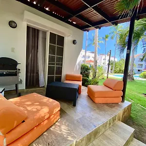 Madonna Pool Corales , Punta Cana República Dominicana