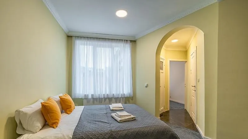 Apartamento Palais Gare Du Nord Bruselas 0*,  Bélgica